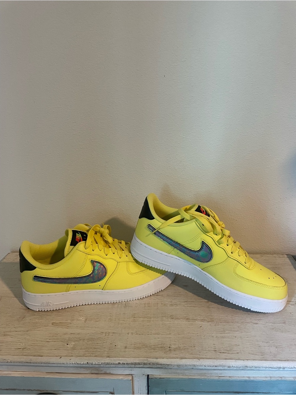 Nike Men’s AF1 ‘07 LV8 - Size 10.5